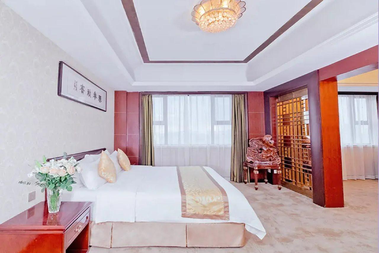 Harvest Hotel Qingdao Exterior photo